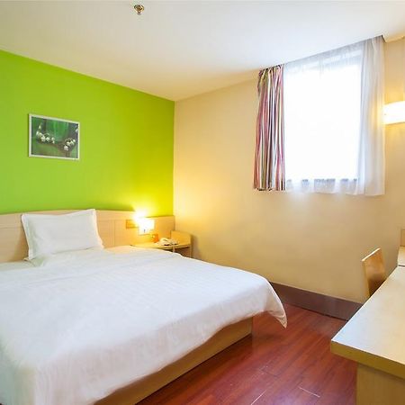7Days Inn Bazhong Nanchi South Road Phoenix City מראה חיצוני תמונה
