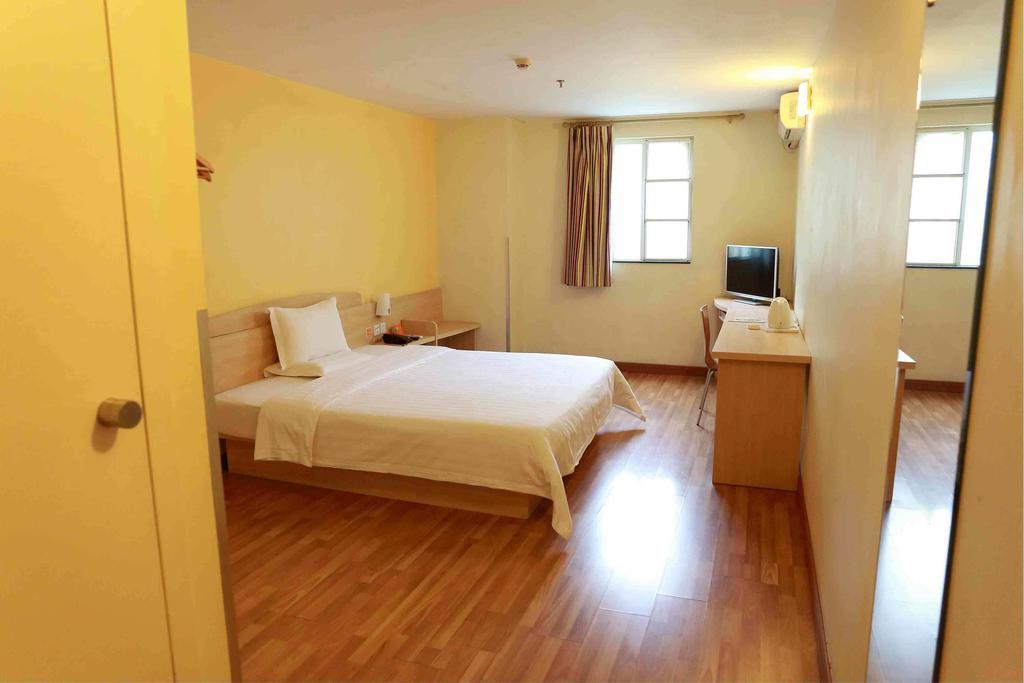 7Days Inn Bazhong Nanchi South Road Phoenix City חדר תמונה