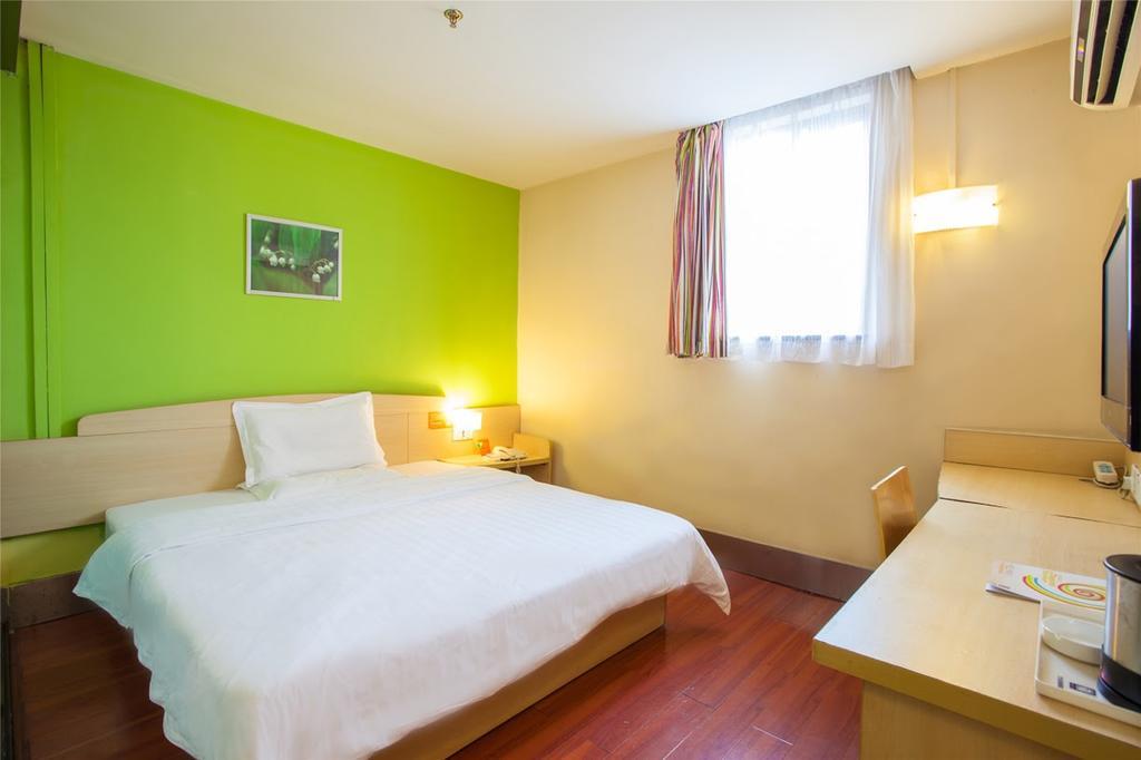 7Days Inn Bazhong Nanchi South Road Phoenix City מראה חיצוני תמונה