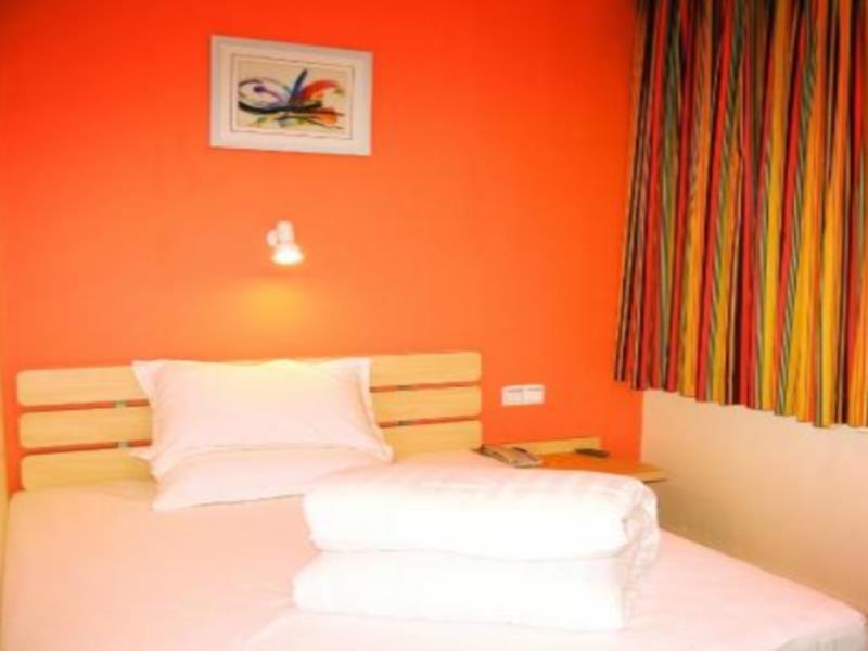 7Days Inn Bazhong Nanchi South Road Phoenix City מראה חיצוני תמונה