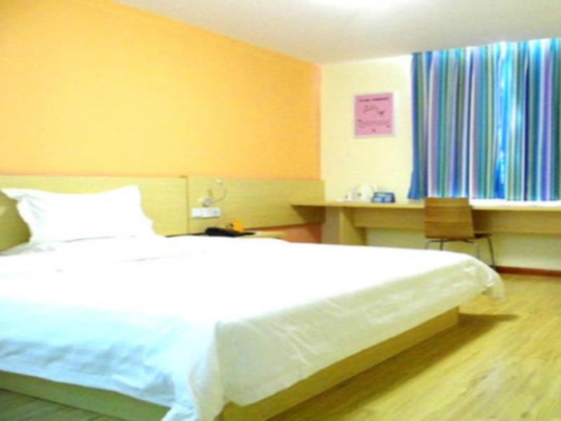 7Days Inn Bazhong Nanchi South Road Phoenix City מראה חיצוני תמונה
